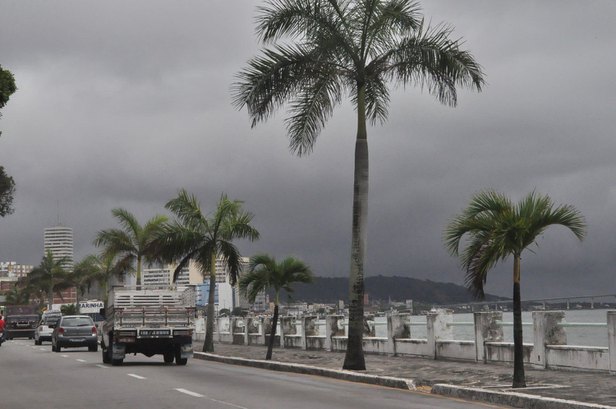Defesa Civil alerta para chuvas em Aracaju
