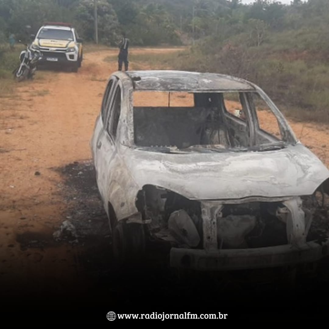 Corpo de mulher encontrada morta, identificado ao lado de veículo incendiado em Sergipe